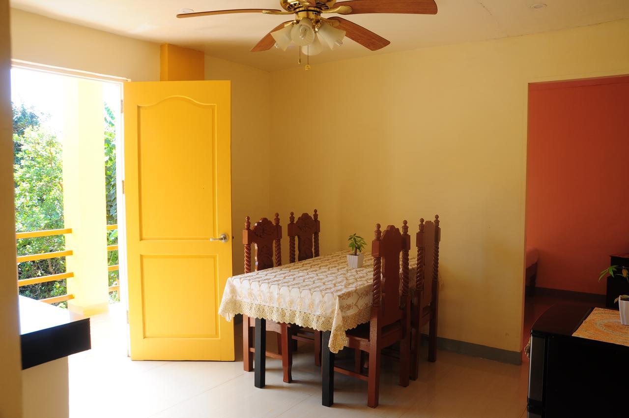 Jims Castle Inn Coron Dış mekan fotoğraf